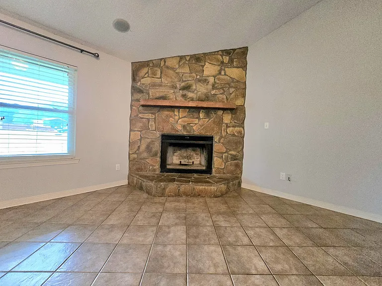 1787 Booth Lake Rd — Photo 3