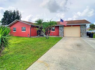 18454 Geranium Rd, Fort Myers, FL 33967