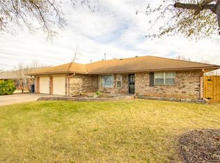 6900 Saint Marys Pl, Oklahoma City, OK 73132