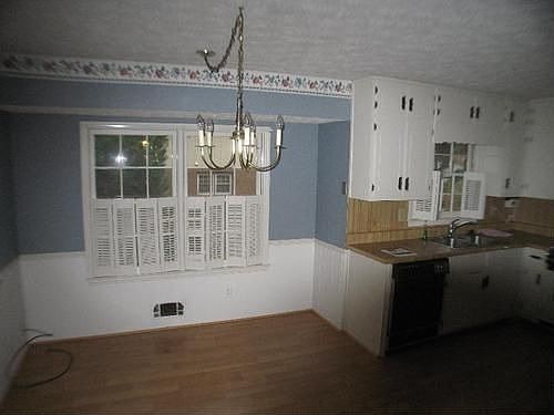 4th image of 2618 Kensington Dr