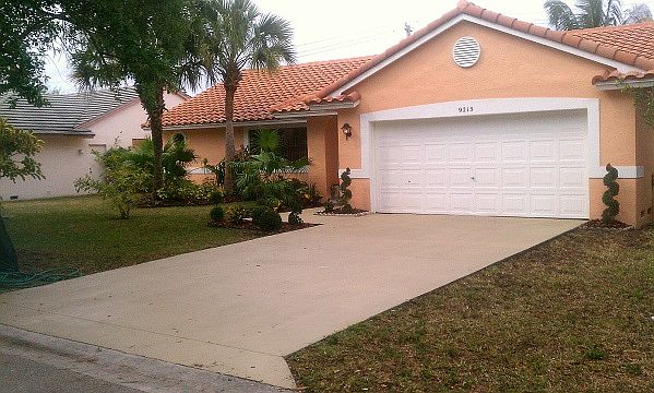 1st image of 9215 NW 44th Ct