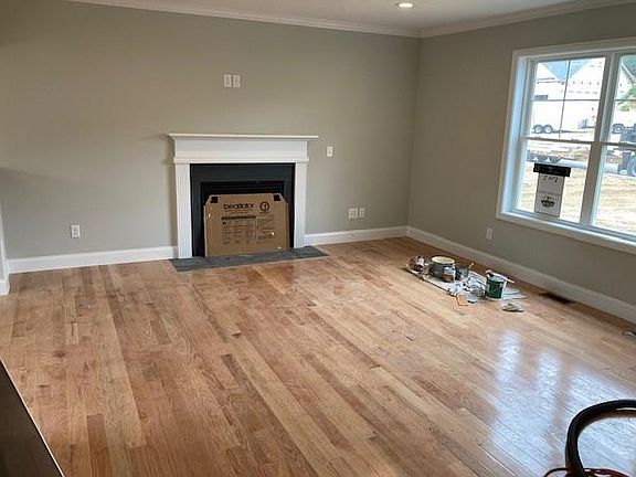 5th image of 9 Minglewood Dr