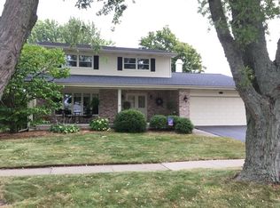 311 Ridge Dr, Dekalb, IL 60115