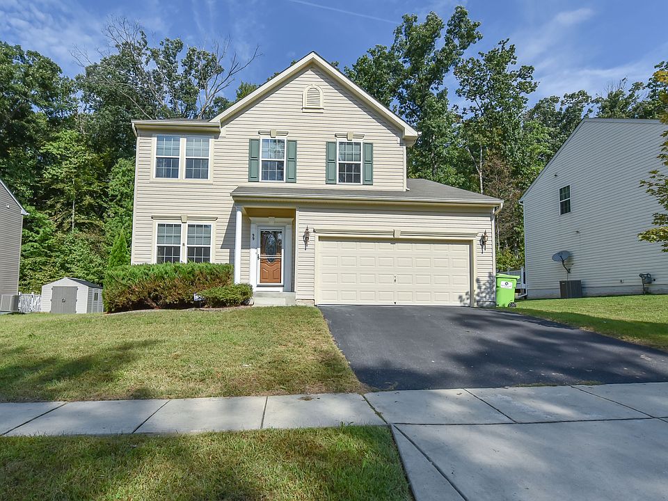 1st image of 99 Bay View Woods Ln