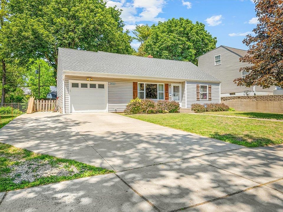 1st image of 2520 19th Ave