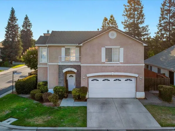 195 N Wathen Ave, Clovis, CA 93611