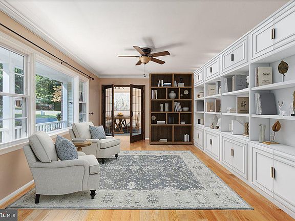 4th image of 6753 Stonehurst Ct