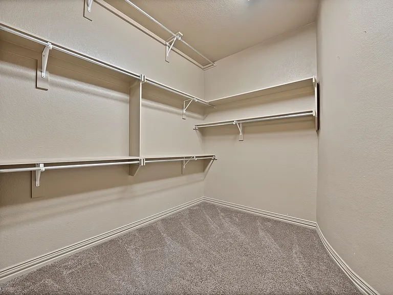 2245 Homestead Ln — Photo 19