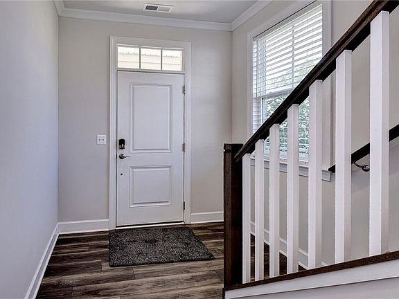 5th image of 4116 Lord Dunmore Dr