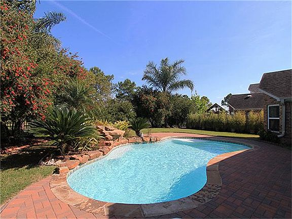 5th image of 2605 Summer Creek Dr