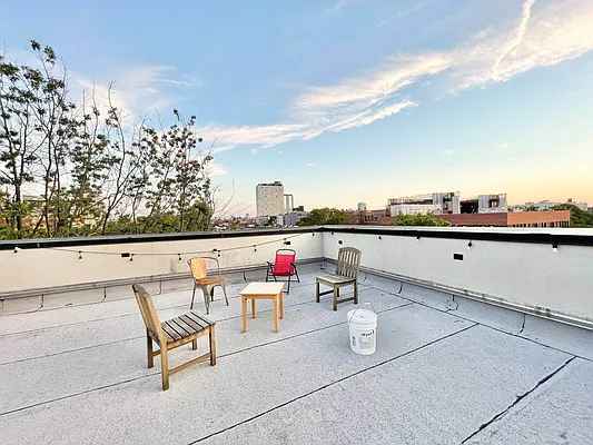 Rented by Doorway NYC, LLC | media 38