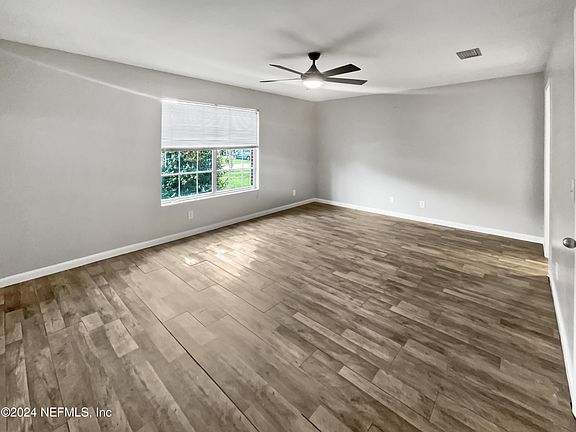 5th image of 960 PARK FOREST Lane
