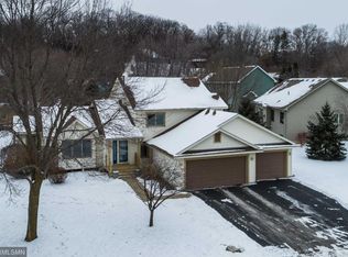 14104 Hidden View Rd NE, Prior Lake, MN 55372