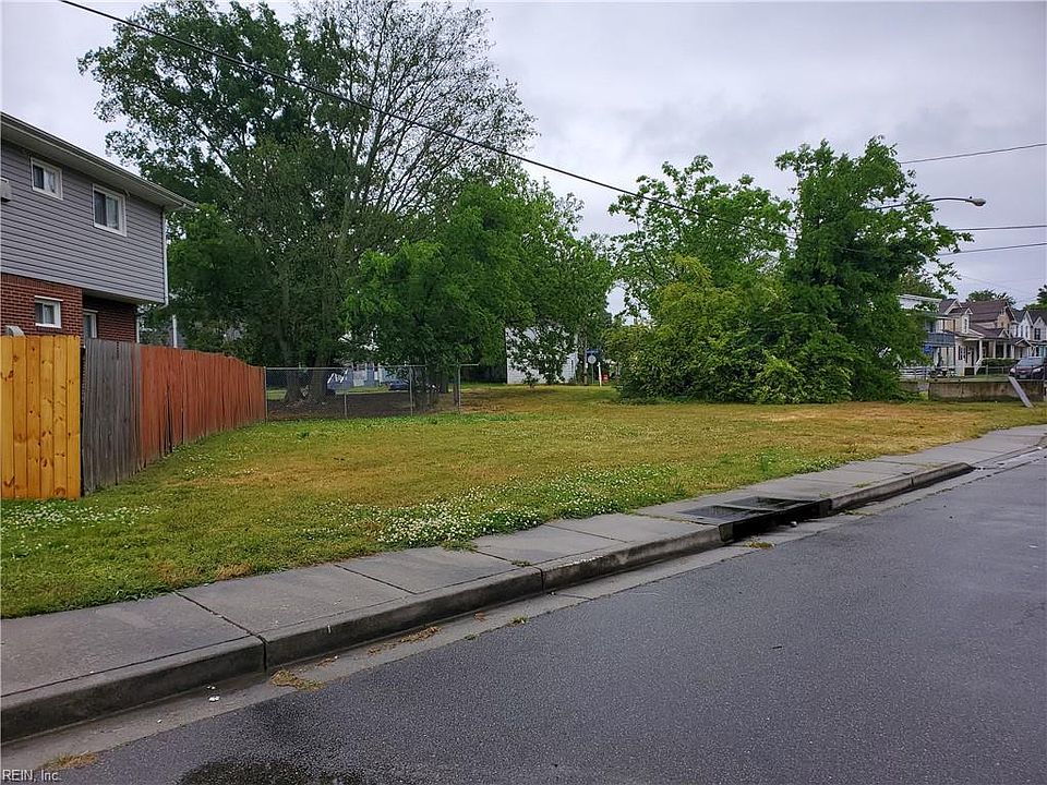 2nd image of 970 Sutton St