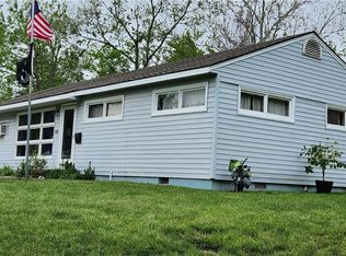 413 Lacy Ln, Belton, MO 64012