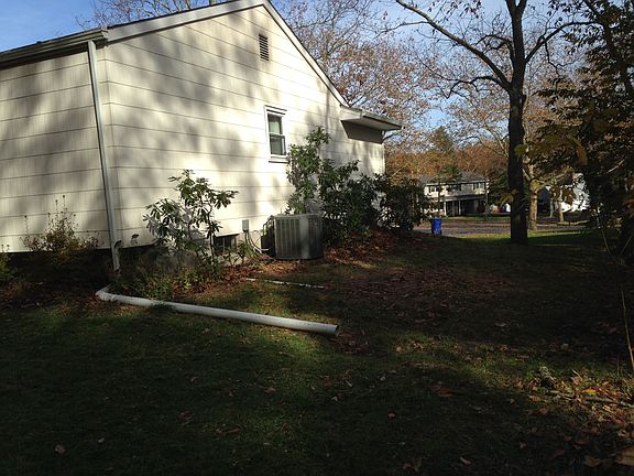 5th image of 62 Yorkshire Dr