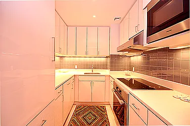 Rented by Domus Realty