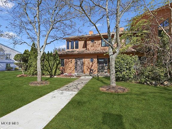 2nd image of 140 Northrup Dr #126