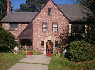 82 Moss Hill Rd, Jamaica Plain, MA 02130