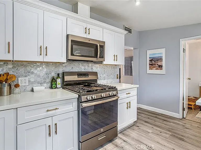465 N Cypress St #1 — Photo 13