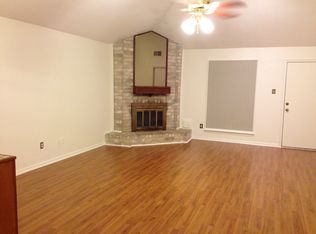 12927 Meadowline Dr, Houston, TX 77082