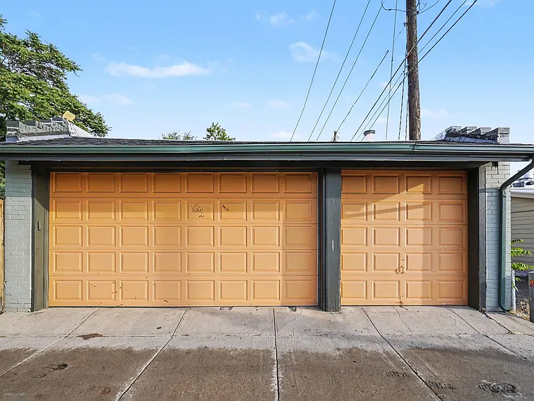 1301 S Lincoln St — Photo 30