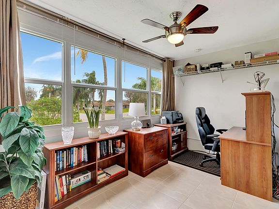 5th image of 9 Willowbrook Lane #208