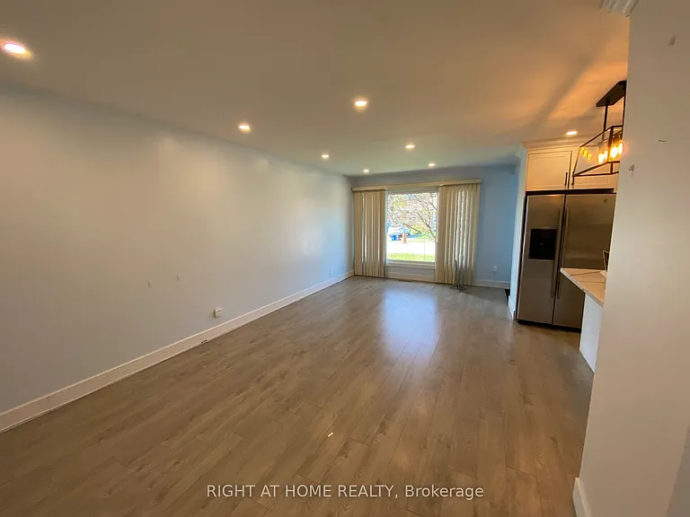 112 Walter Ave #MAIN — Photo 5