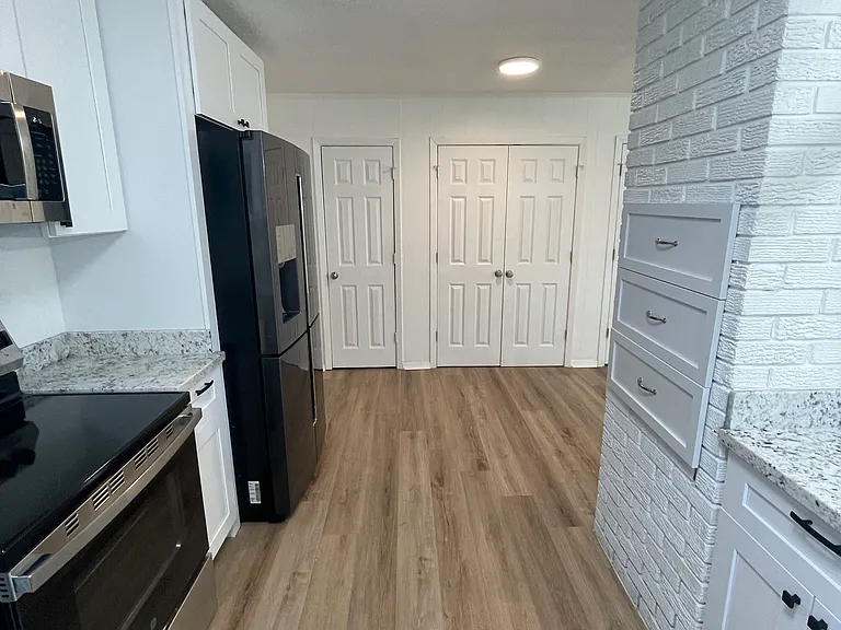 123 Shady Grove Ave — Photo 8