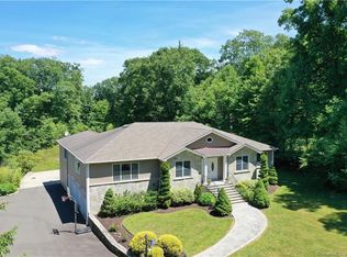 20 Long Ridge Rd, Danbury, CT 06810