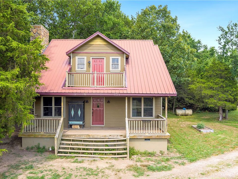 1st image of 13443 Whispering Oaks Ln