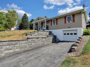 304 Mary Elizabeth St, Boalsburg, PA 16827