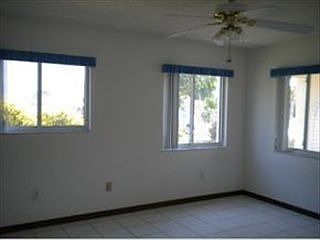 5th image of 394 Harbor Dr