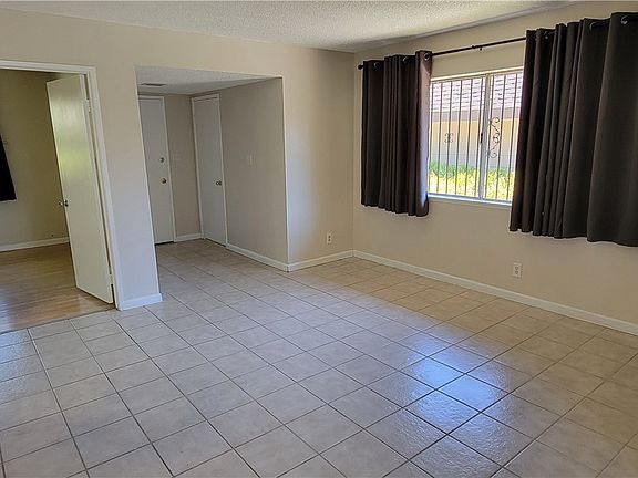 2nd image of 6168 Meadowgrass Ln
