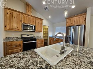 1006 SW L St, Grants Pass, OR 97526