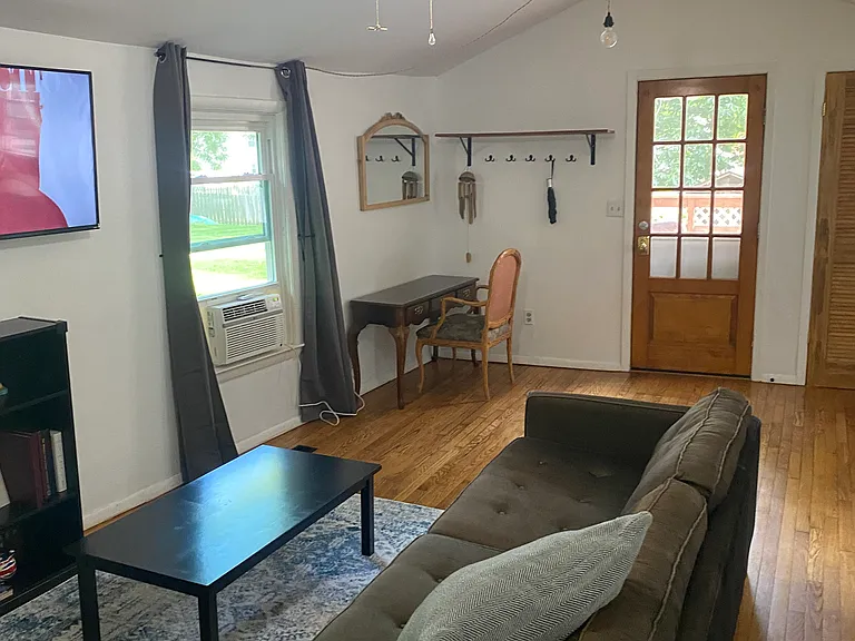 293 Hillside Ave #HOUSE — Photo 9