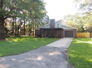 927 Marnan Dr, Fort Walton Beach, FL 32547