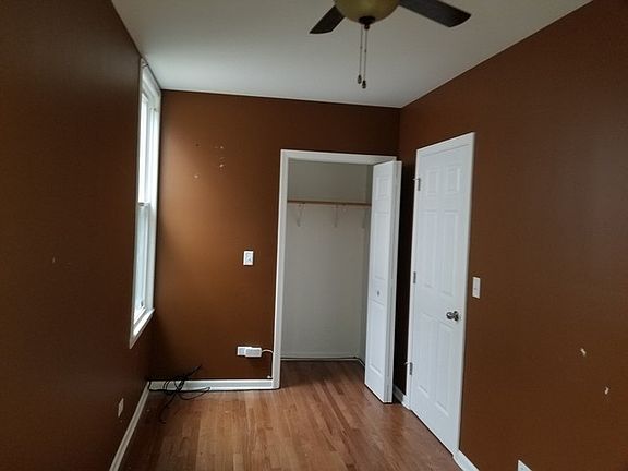5th image of 10609 S La Salle St