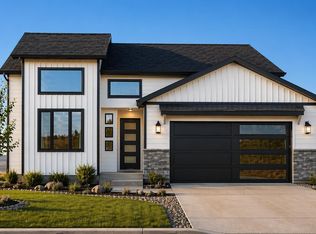 1243 Pinnacle Ct, Rapid City, SD 57701
