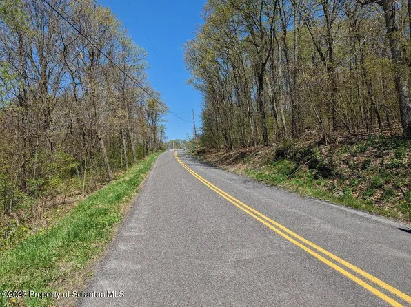 Bald Mountain Rd, Clarks Summit, PA 18411