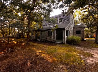 25 Vineyard Meadow Farms Rd, West Tisbury, MA 02575