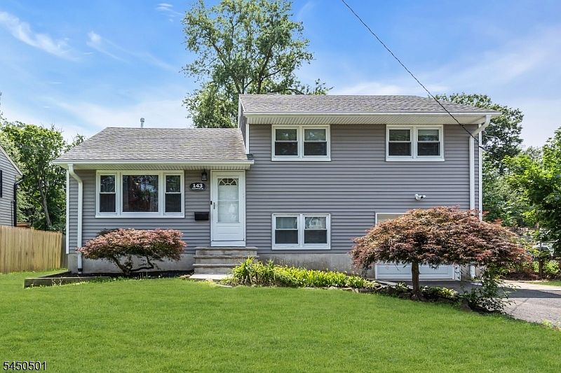 1st image of 143 Greenbrook Rd