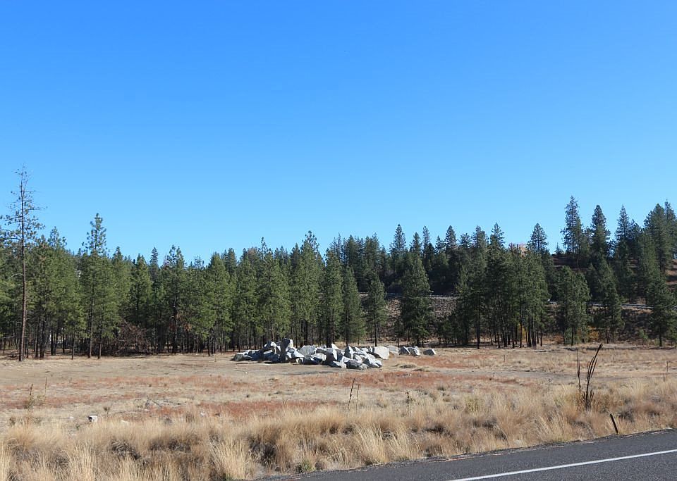 2nd image of 12526 N Nine Mile Rd