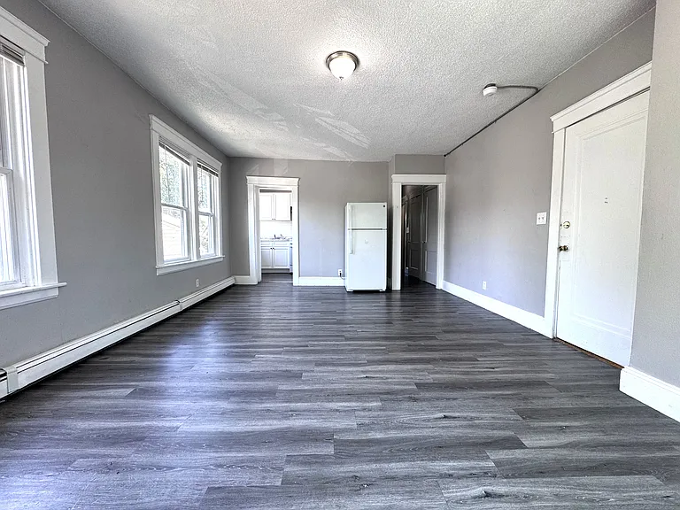 50 Glendale Ave #5 — Photo 3