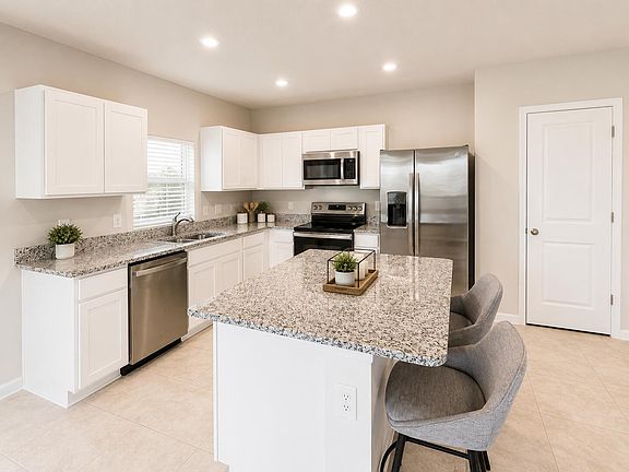 4th image of 103 PUMMELO Place