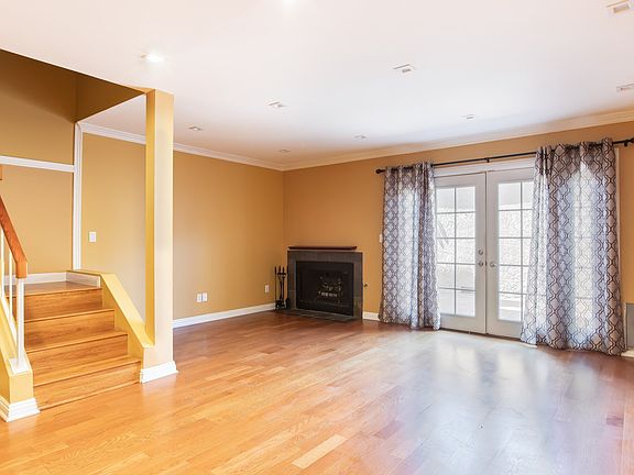 5th image of 8347 Grenoble St Unit 8