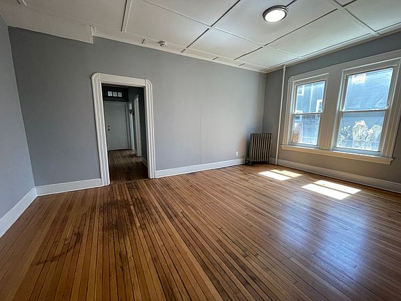 2nd image of 124-126 Appleton Ave Floor 126-1