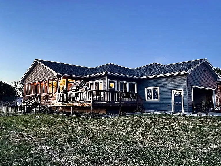 210 E Juniper Ave — Photo 28
