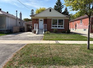 74 Wye Valley Rd, Toronto, ON M1P 2A6