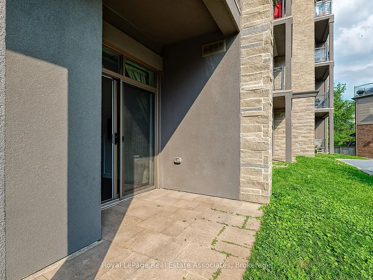 35 Southshore Cres #111 — Photo 21